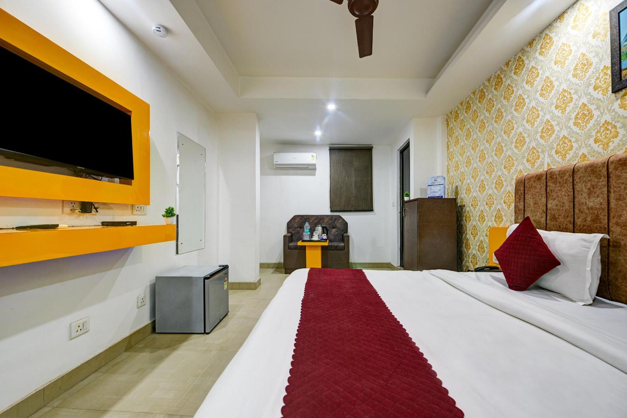 Hotel Kelvish Free Airport Pickup นิวเดลี ภายนอก รูปภาพ